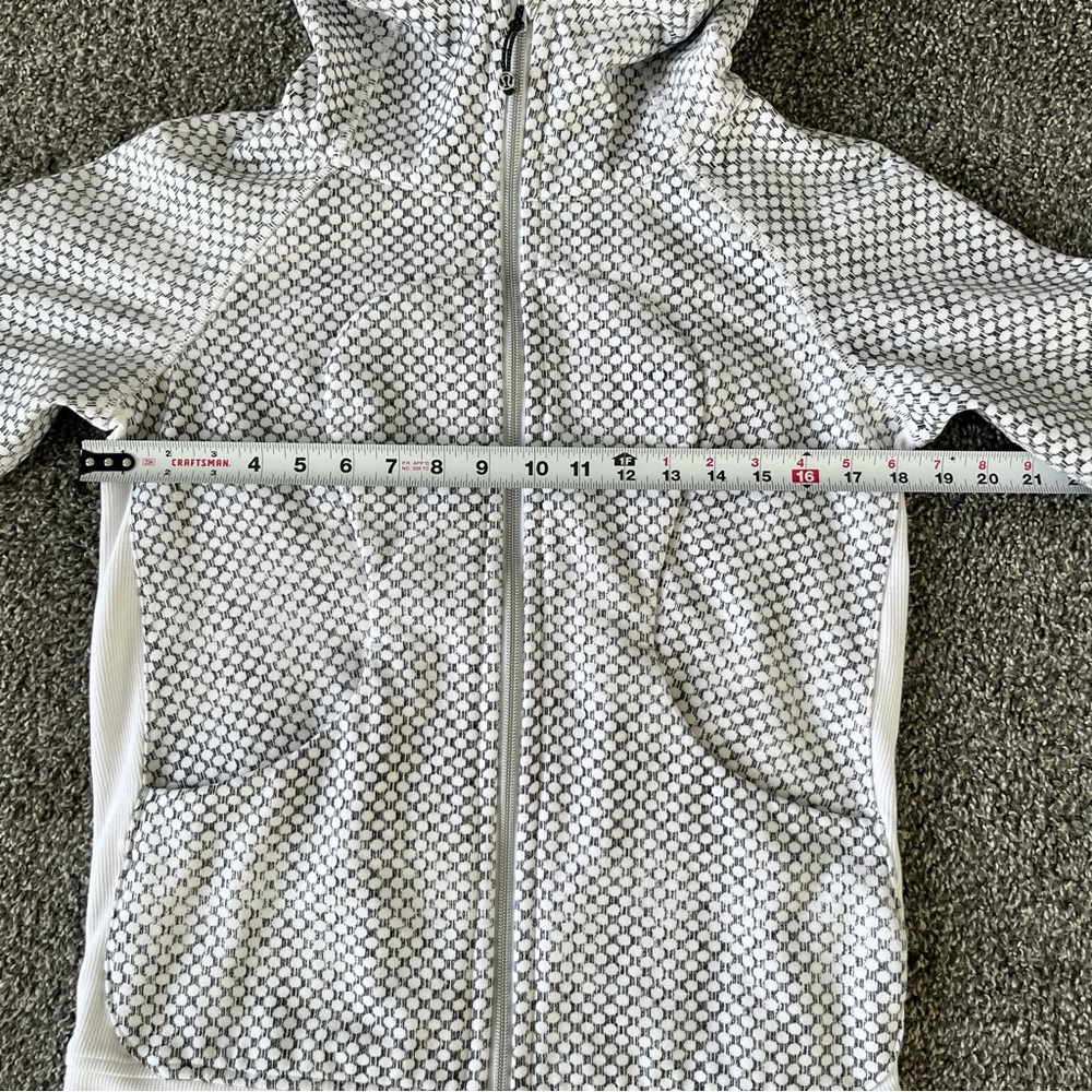 Lululemon Athletica Scuba Hoodie Size 8 - Picture 8 of 9